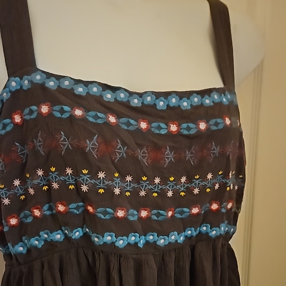 Torrid Brown Embellished Tank Top Size 2X - Picture 2 of 6